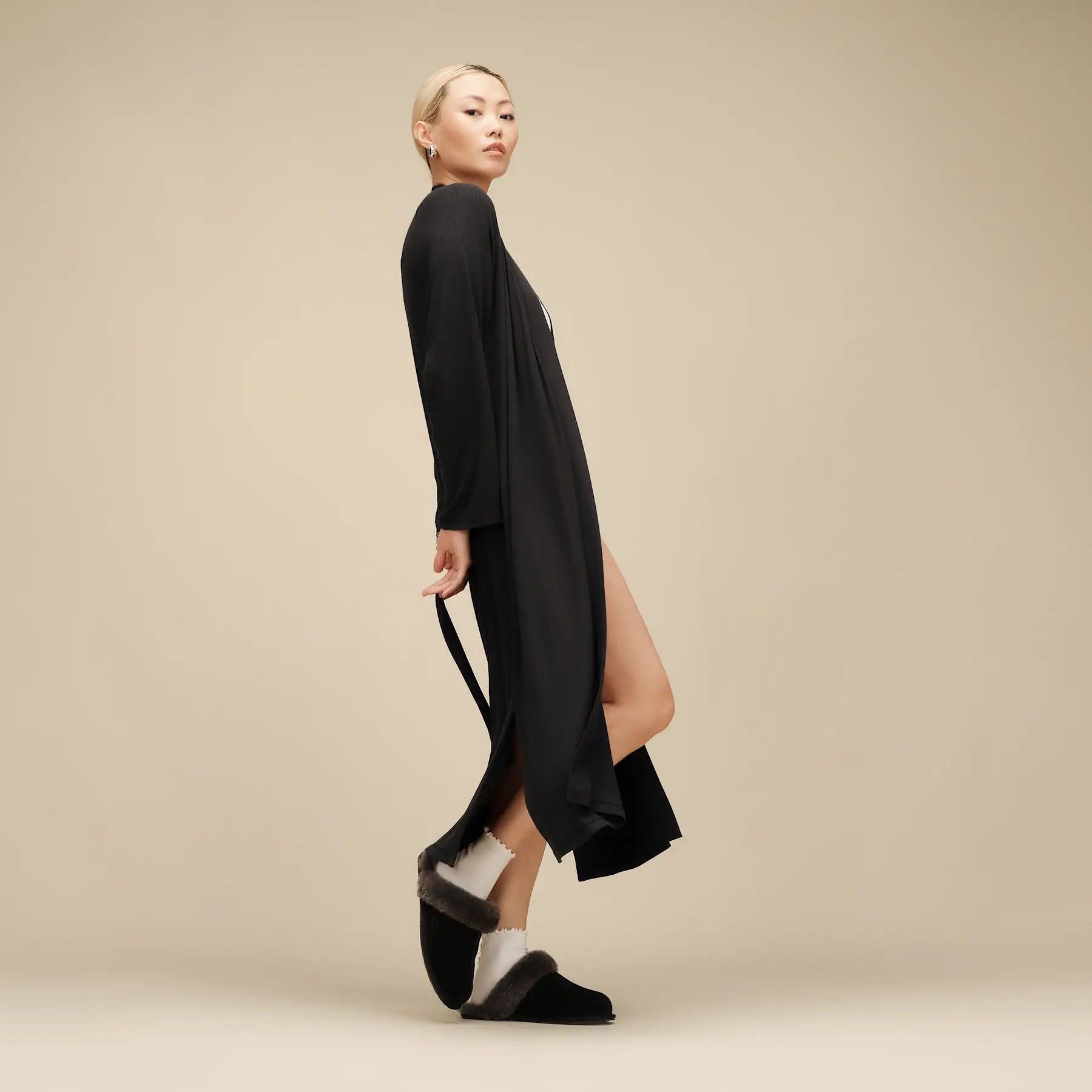 UGG Ciabatte Scuffette II Donna in Black