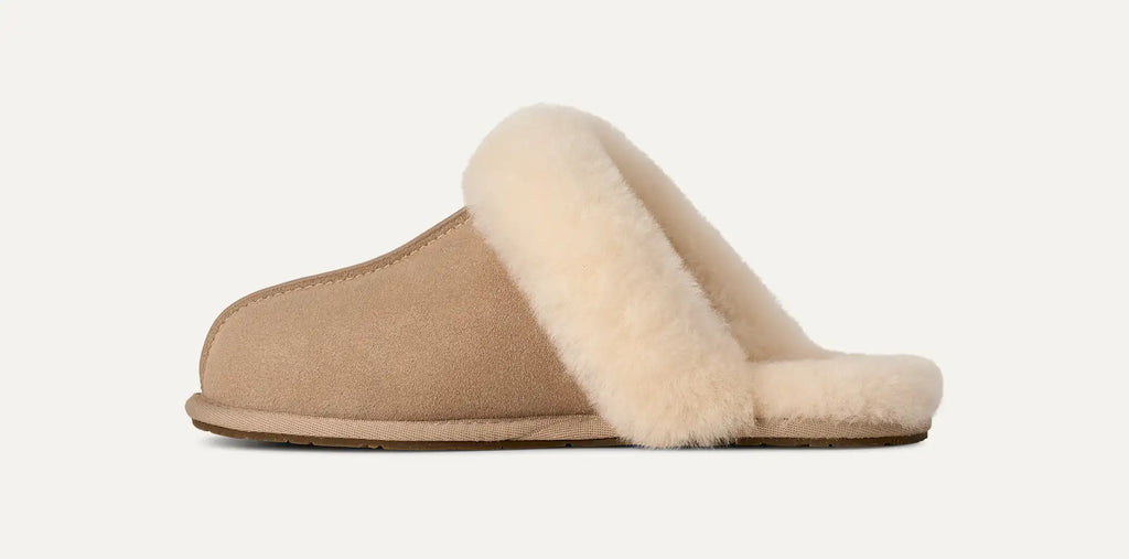 UGG Ciabatte Scuffette II Donna in Sand