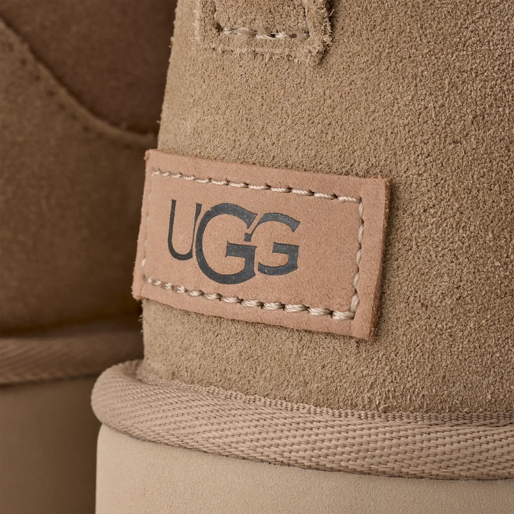 UGG Stivali Classic Ultra Mini Donna in Sand