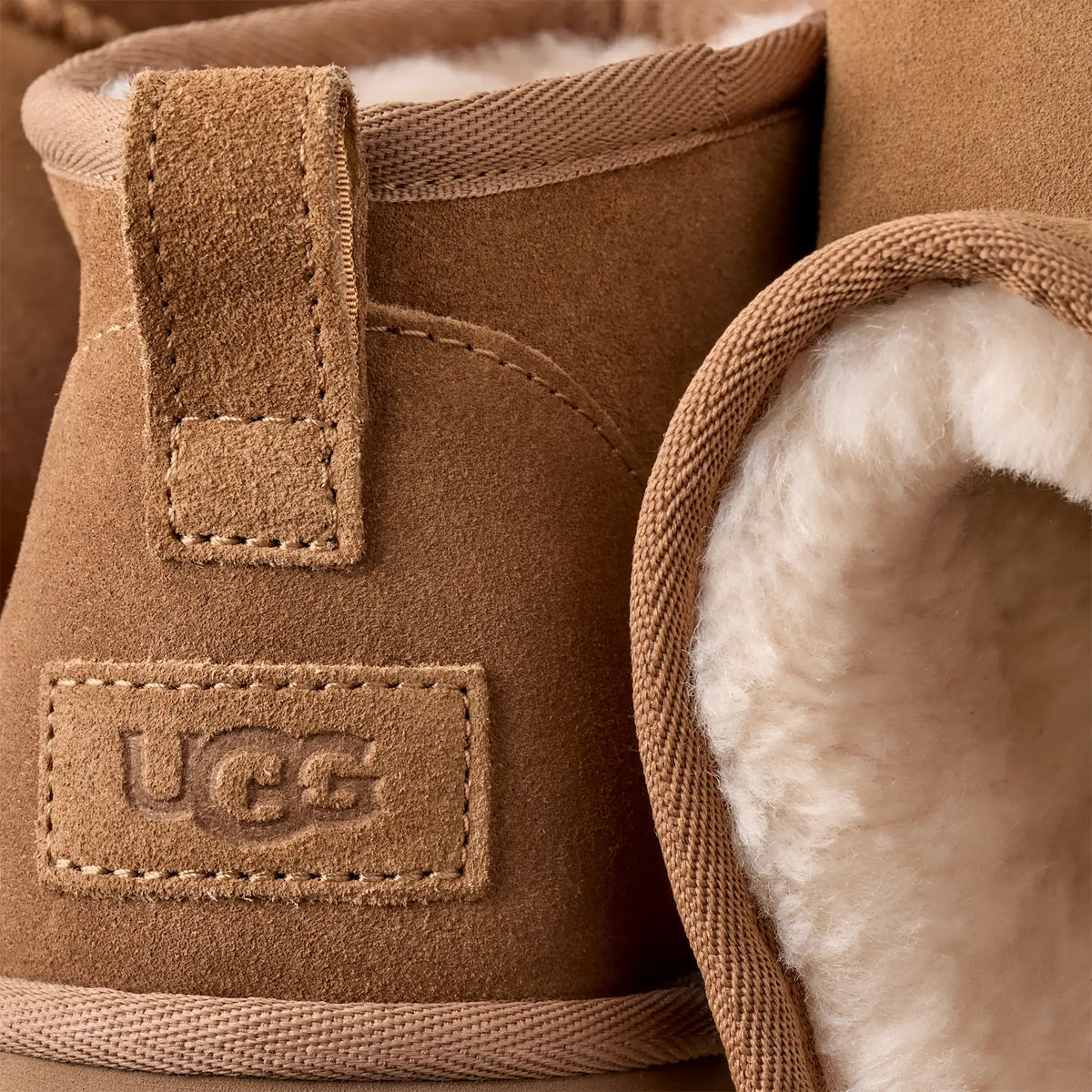 UGG Stivali Classic Ultra Mini Platform Donna in Chestnut