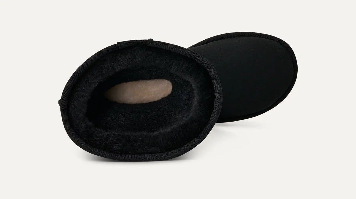 UGG Stivali Classic Ultra Tall Donna in Black