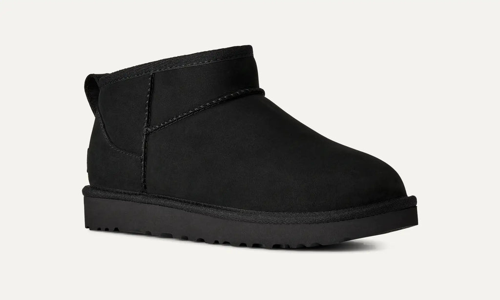 UGG Stivali Classic Ultra Mini Nubuck Donna in Black