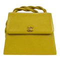 CHANEL 1997-1999 Trapezoid Flap Shoulder Bag Medium – Accessorio premium elegante