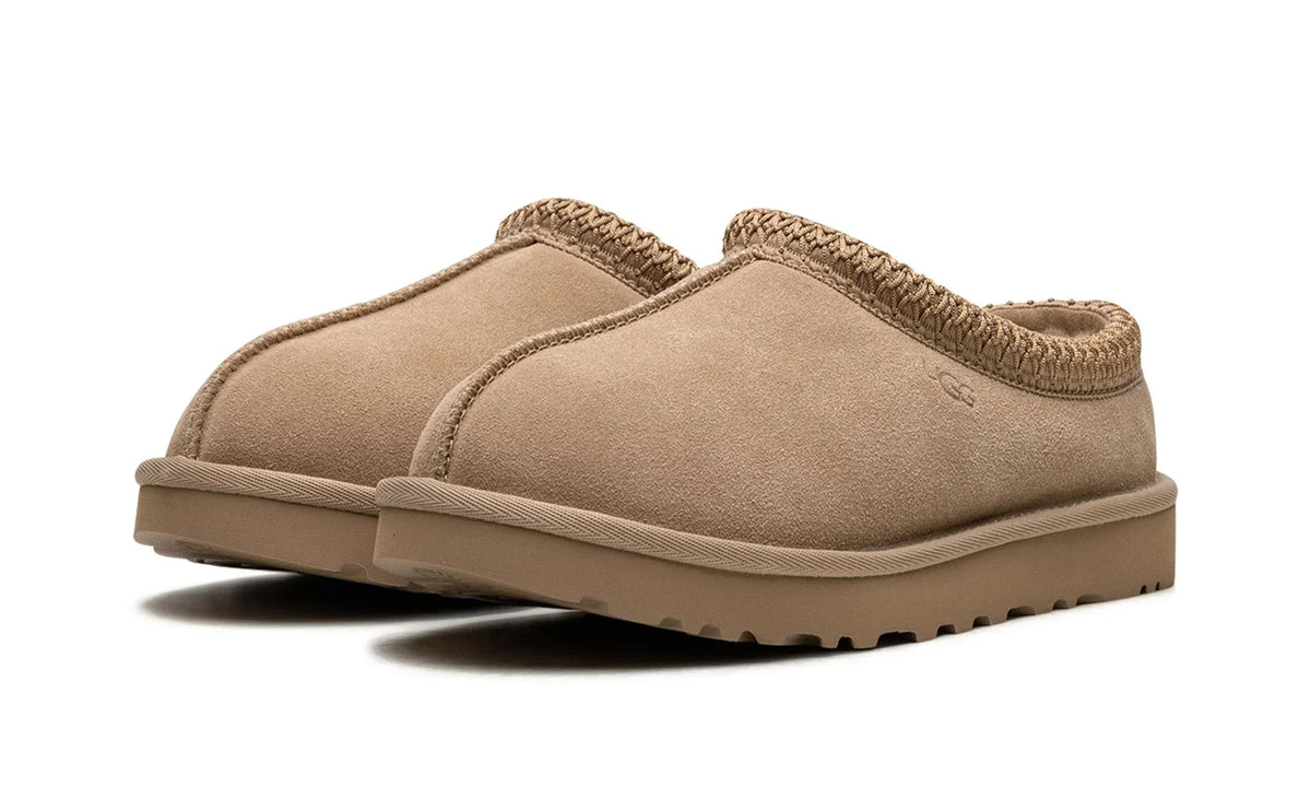 TASMAN Sand