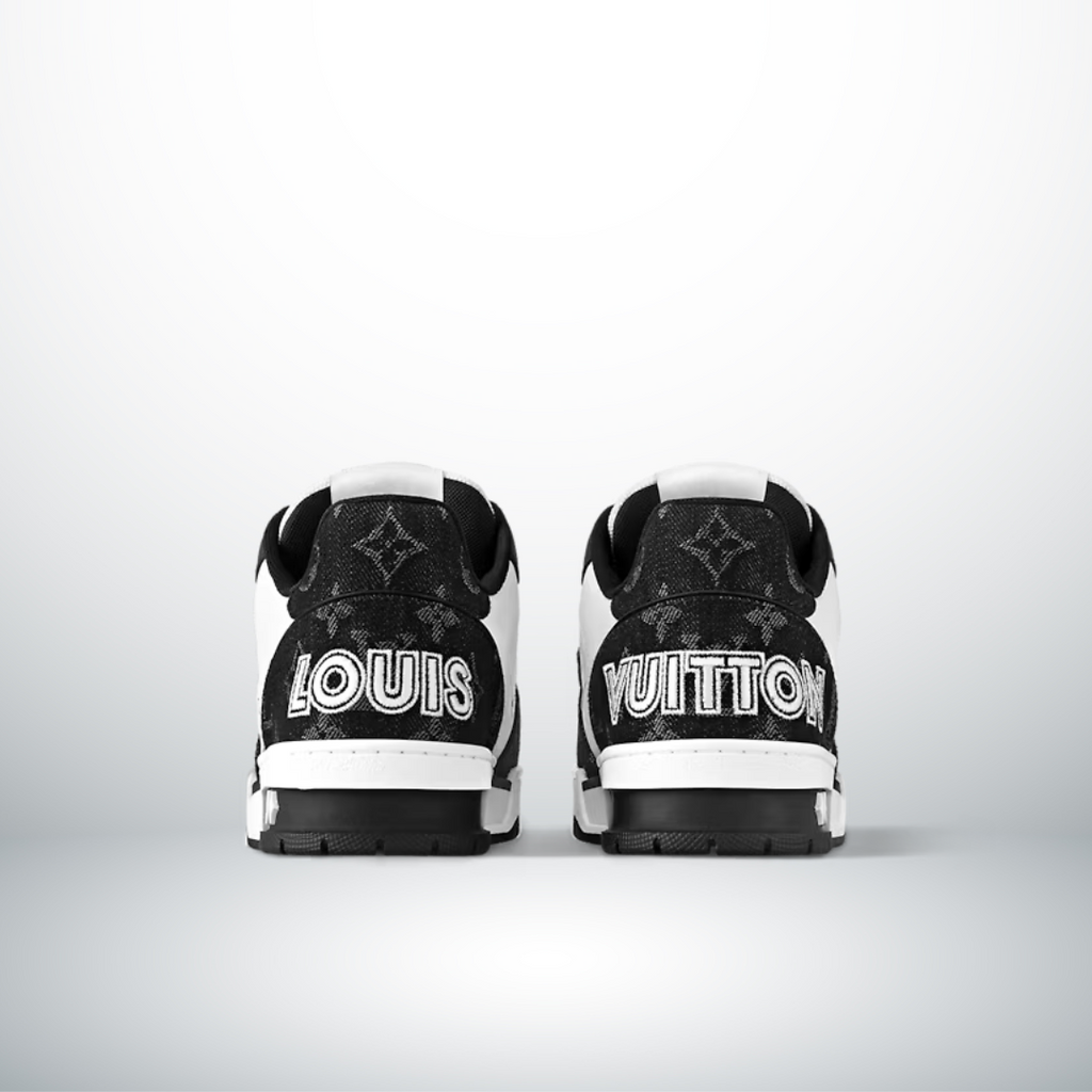 Sneaker Trainer