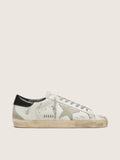 Golden Goose Super-Star Uomo con Talloncino Nero e Metal Studs Lettering