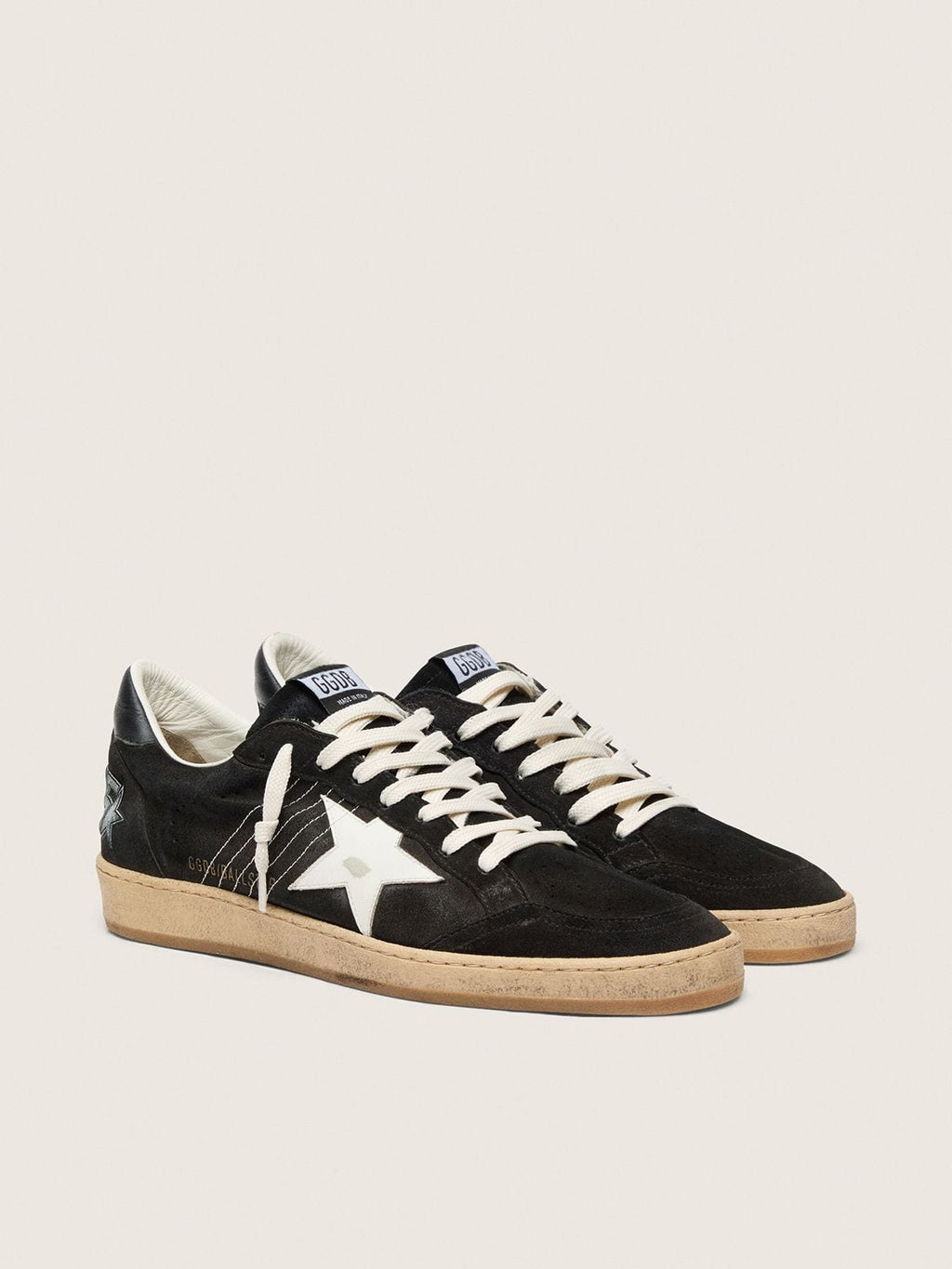 Golden Goose Ball Star Uomo in Suede Nero con Stella in Pelle Bianca