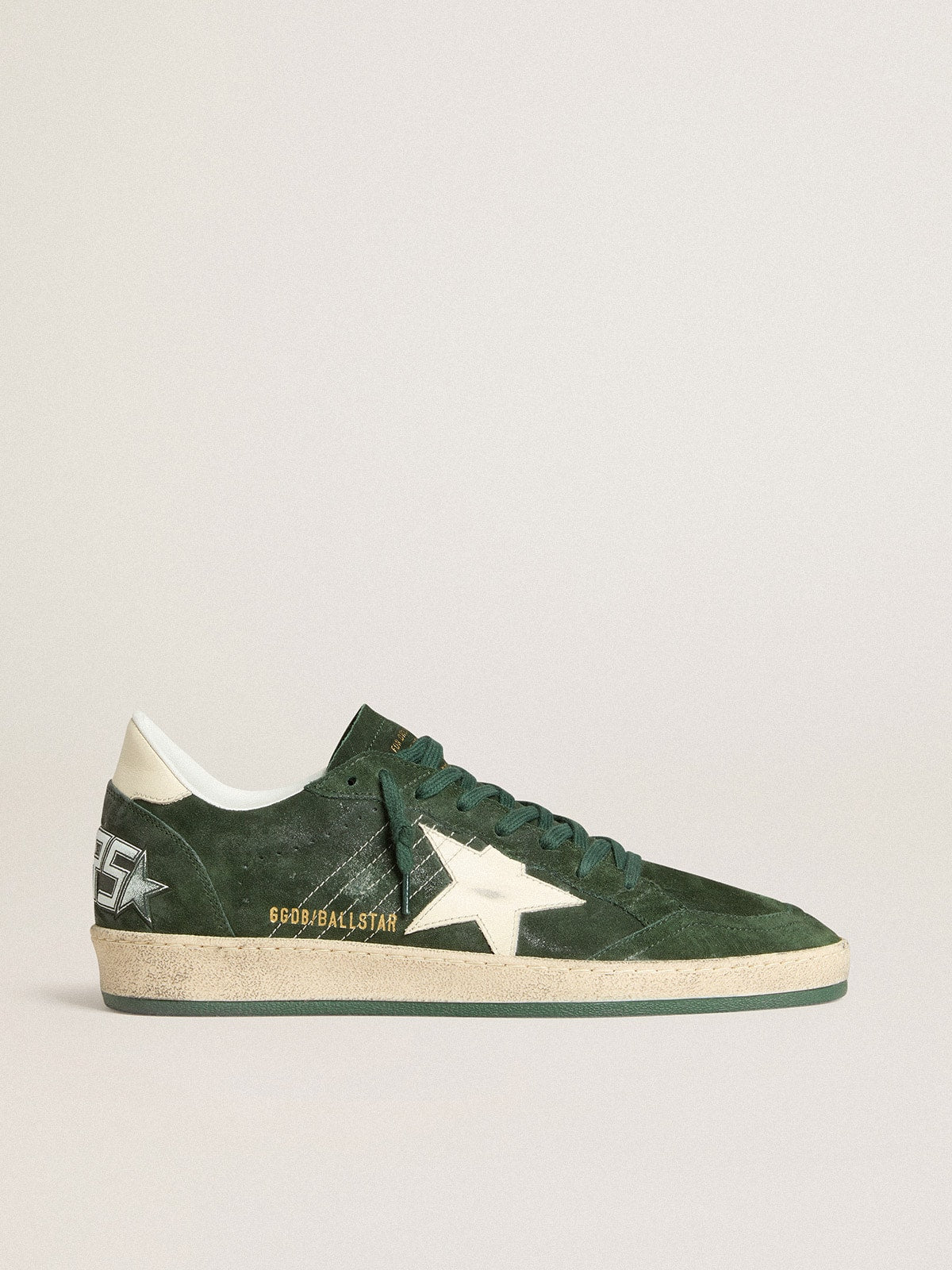 Golden Goose Ball Star Uomo in Suede Verde con Stella e Talloncino in Pelle Bianca
