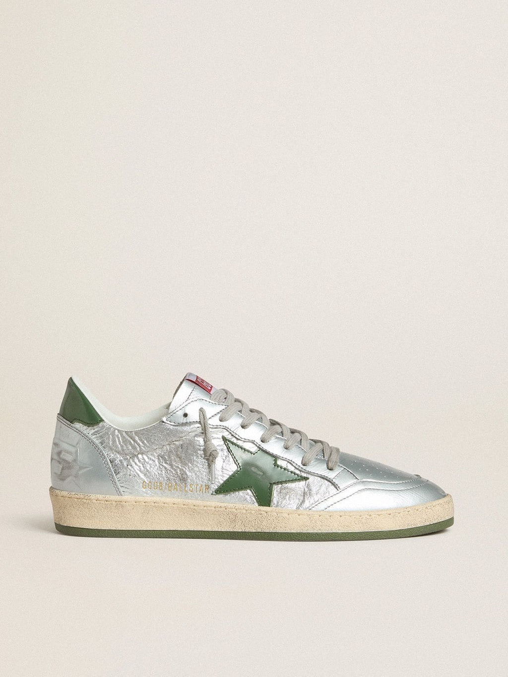 Golden Goose Ball Star Uomo in Nylon Argento con Stella e Talloncino in Pelle Verde