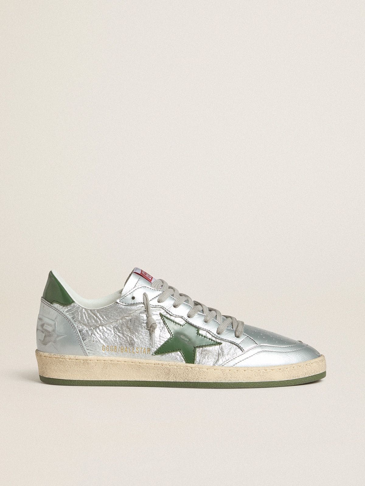 Golden Goose Ball Star Uomo in Nylon Argento con Stella e Talloncino in Pelle Verde