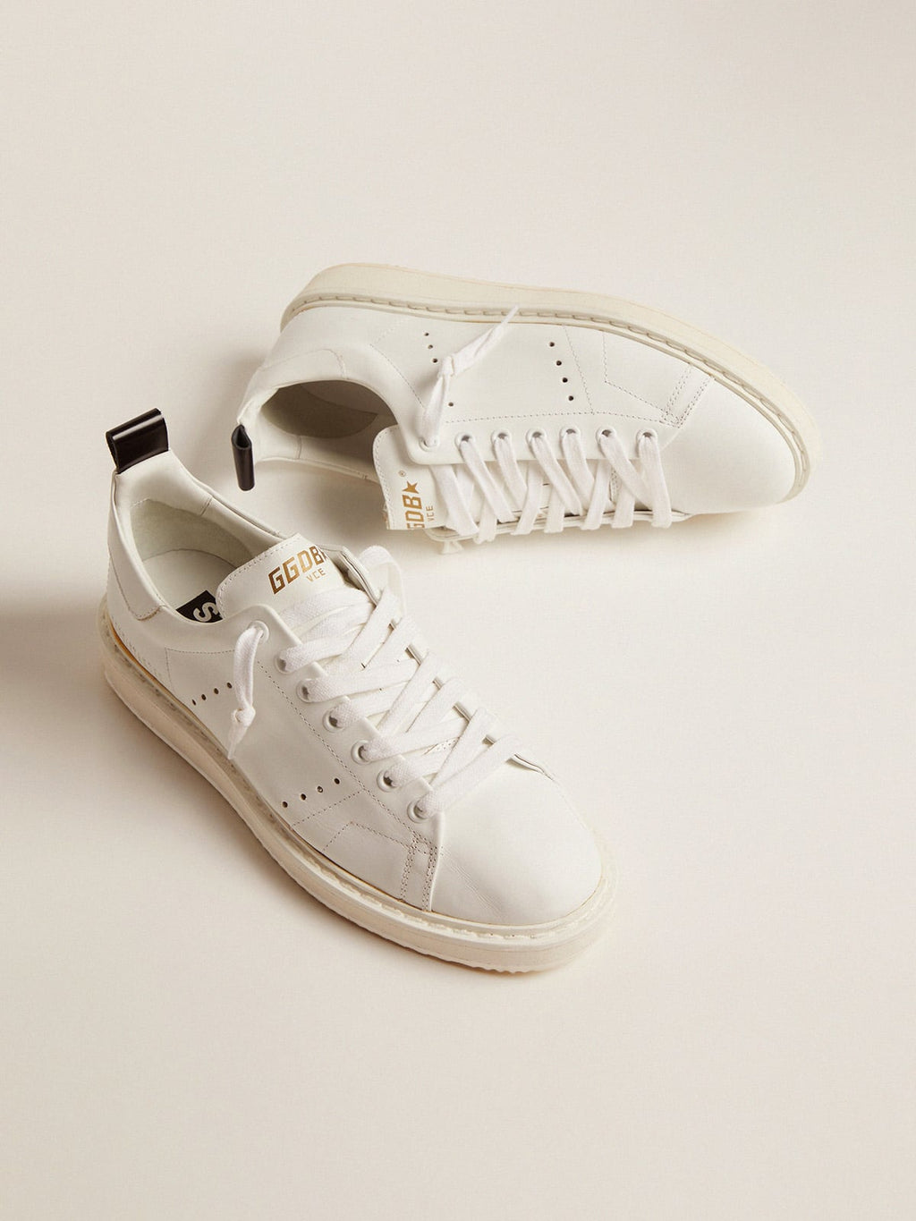 Golden Goose Starter Uomo in Pelle con Stella Sul Talloncino