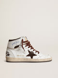 Golden Goose Sky Star Uomo in Nappa Bianca con Stella in Suede Cioccolato