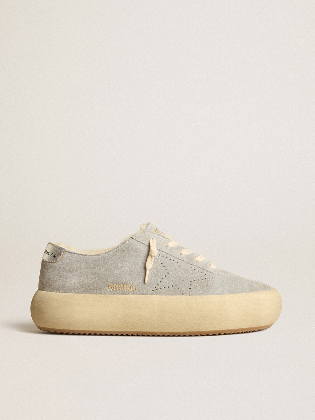 Golden Goose Scarpe Space Star Uomo in Suede Ghiaccio con Fodera in Shearling