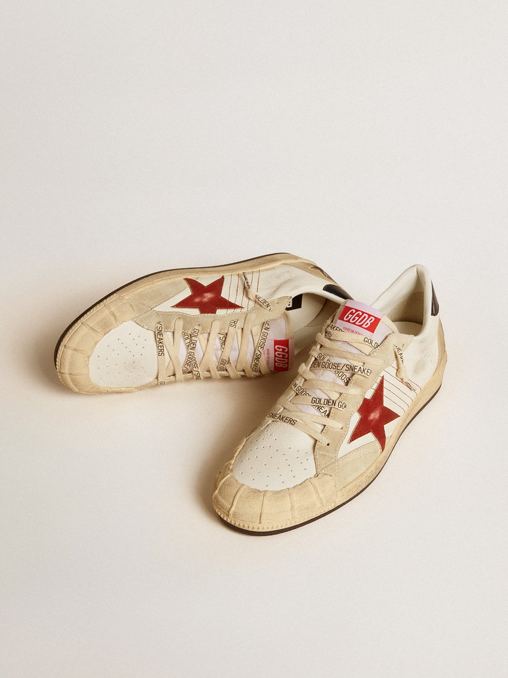 Golden Goose Ball Star Ltd Uomo in Nappa con Stella in Pelle Rossa e Talloncino in Pelle