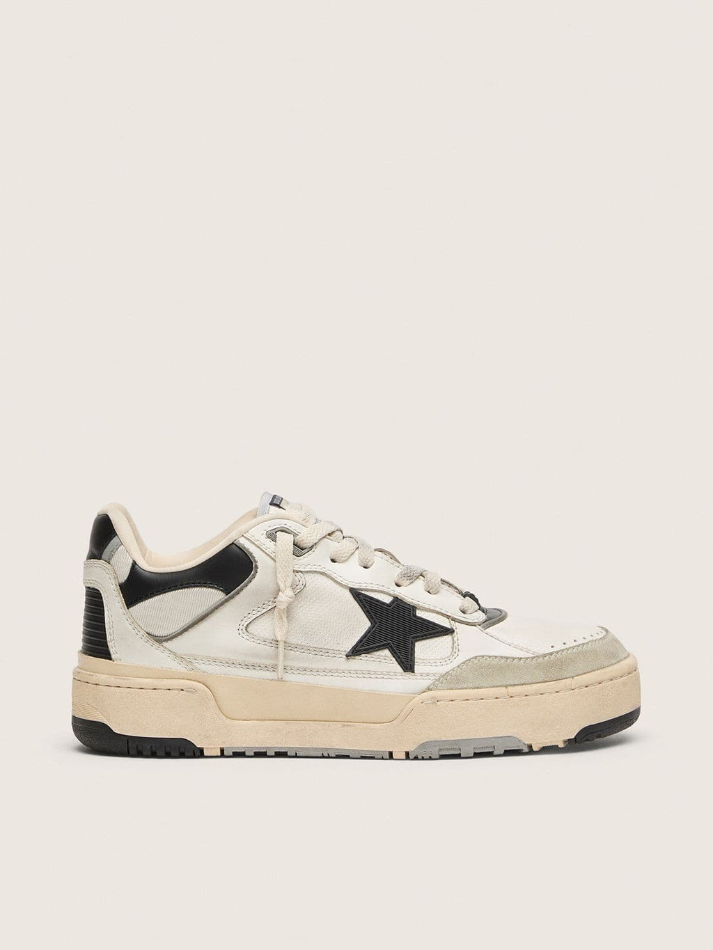 Golden Goose Forty2 Uomo con Stella Nera e Talloncino in Pelle Nera