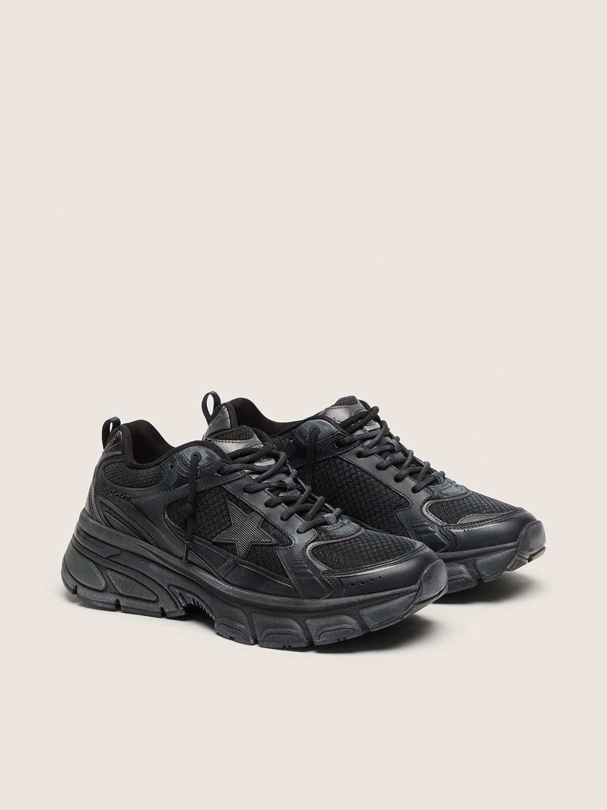 Golden Goose Lightstar Uomo in Tomaia in Pelle e Mesh Neri e Stella Nera