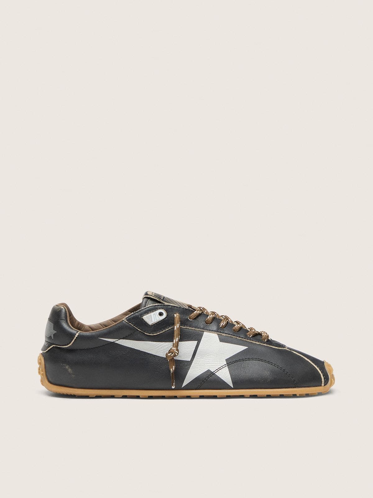 Golden Goose Marathon Speed Uomo con Tomaia in Pelle Nera e Stella Argento