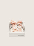 Golden Goose Skins laccio a righe bianche e rosa con charm di perline e charm di cristalli