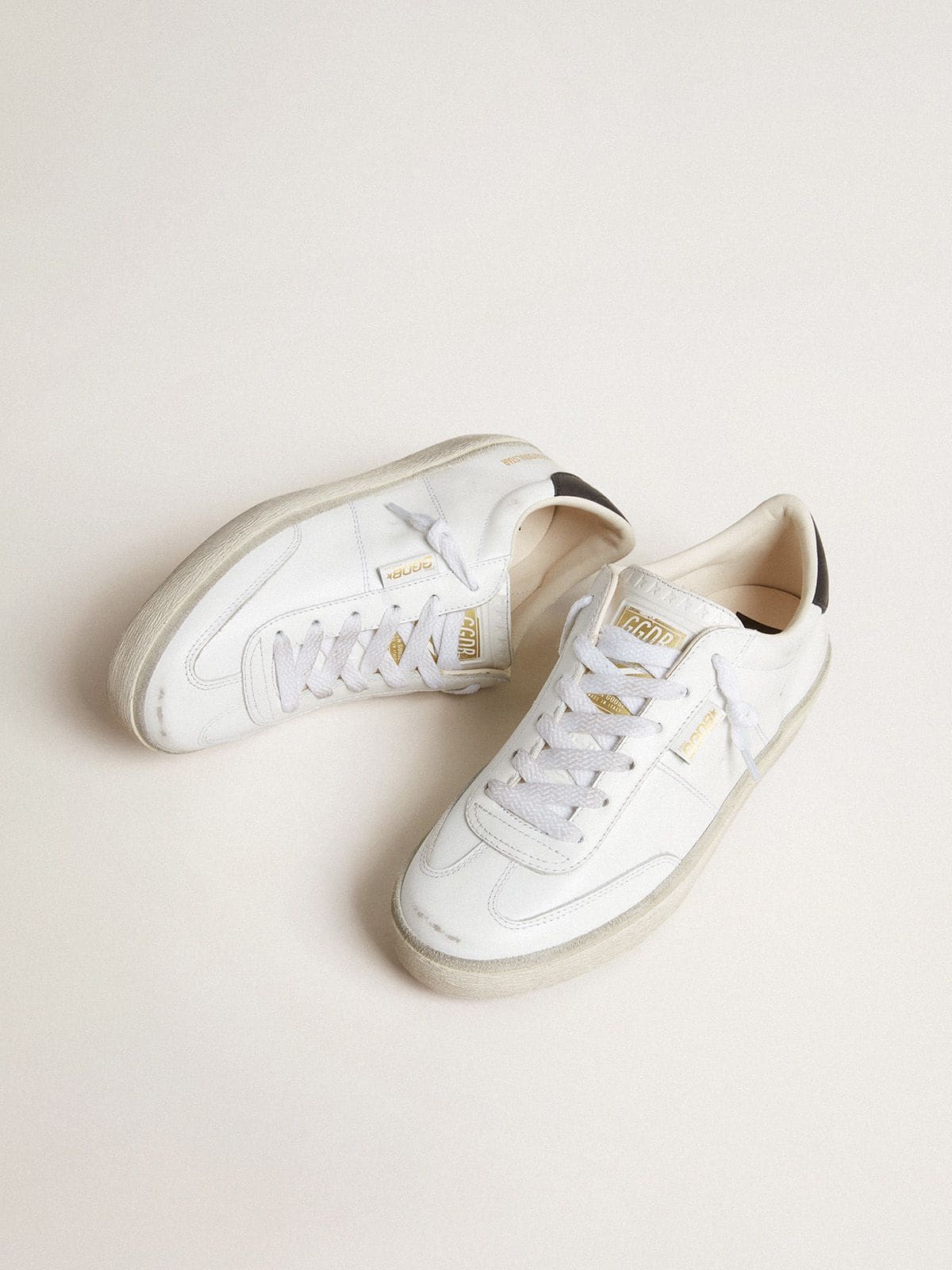 Golden Goose Soul Star Donna in Pelle Bianca con Talloncino in Pelle Nera