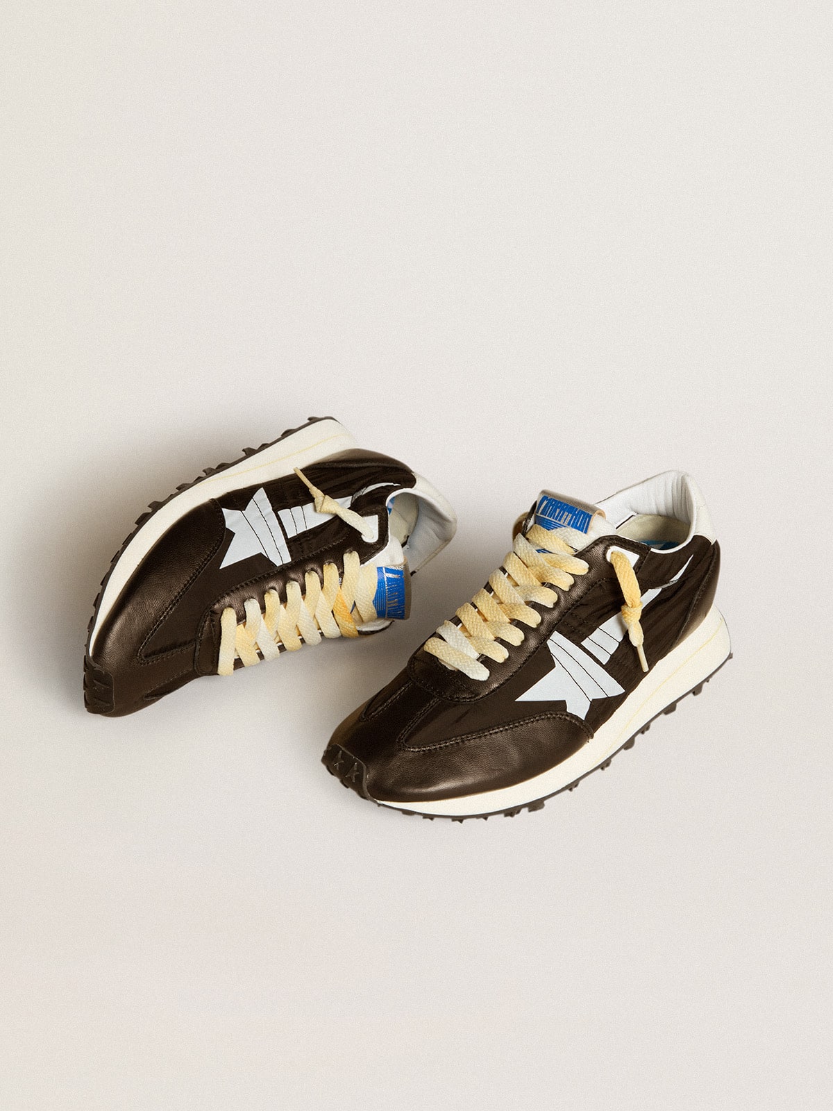 Golden Goose Marathon Donna con Tomaia in Nylon di Colore Nero e Stella Bianca
