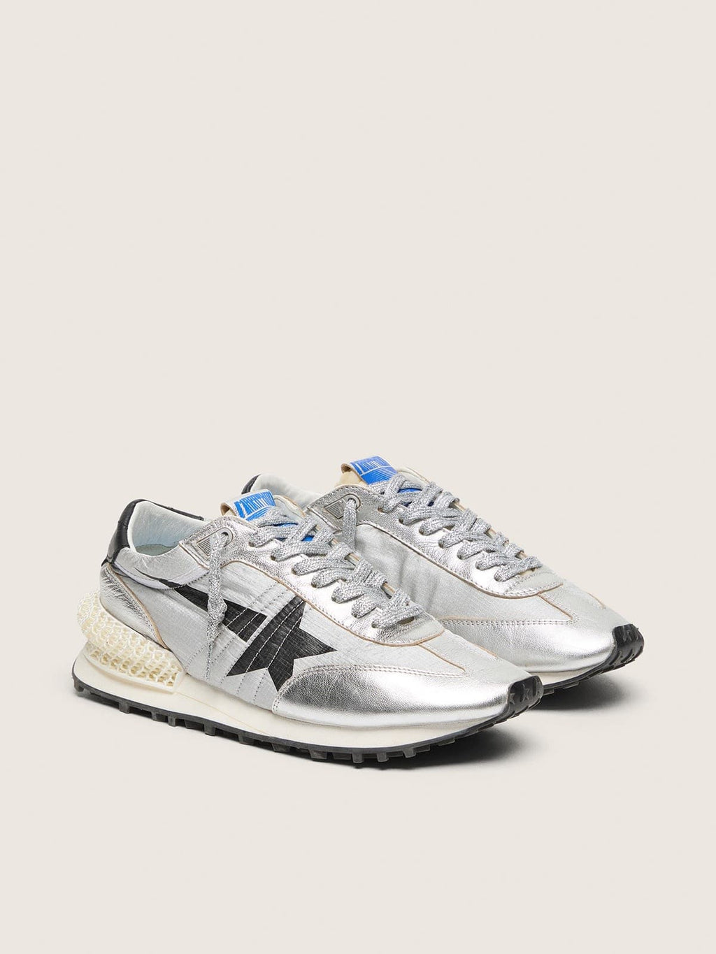 Golden Goose Marathon Donna con Tomaia in Nylon Ripstop di Colore Argento e Stella Nera