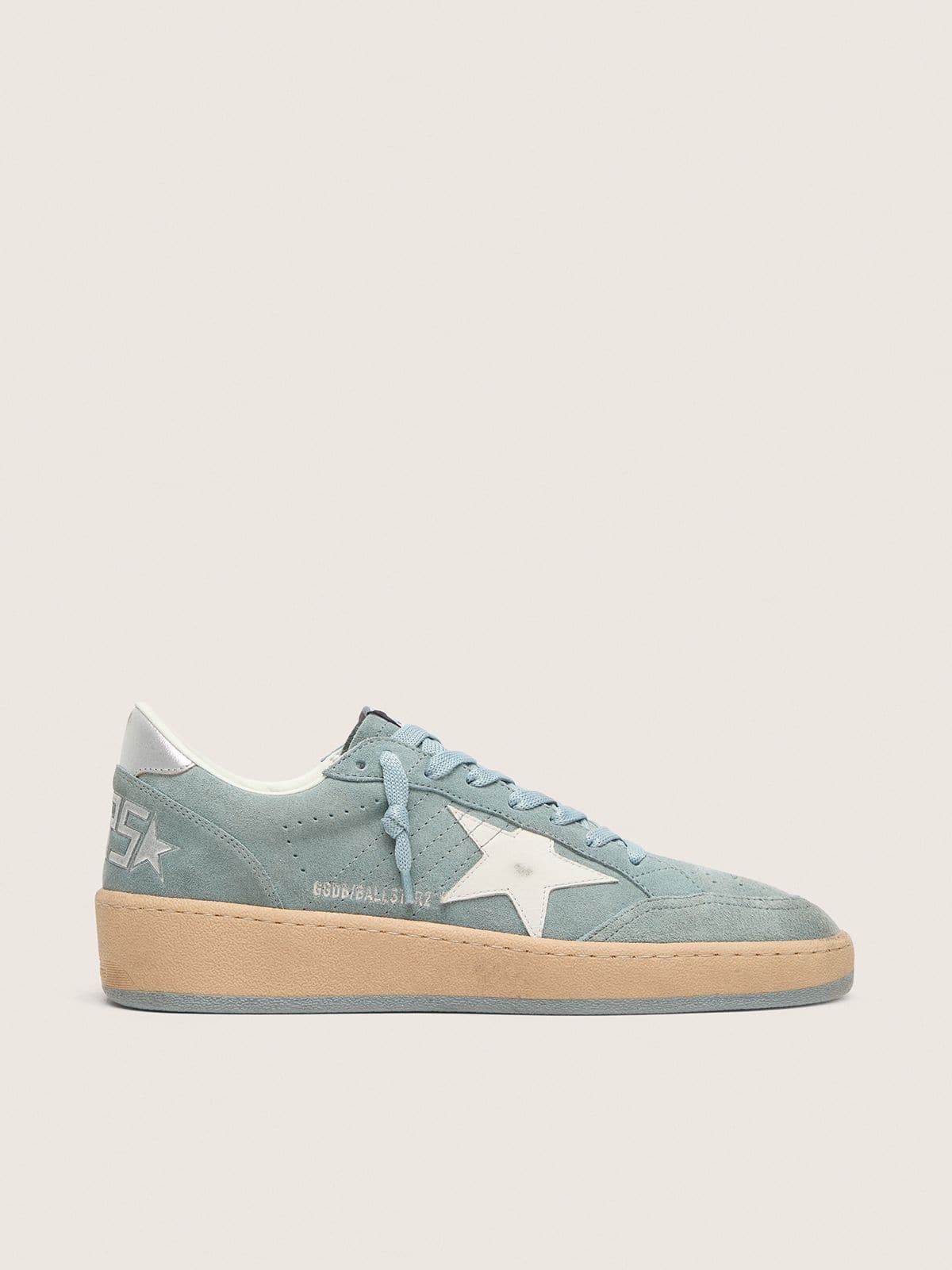 Golden Goose Ball Star Donna in Suede Azzurro Chiaro con Stella Bianca