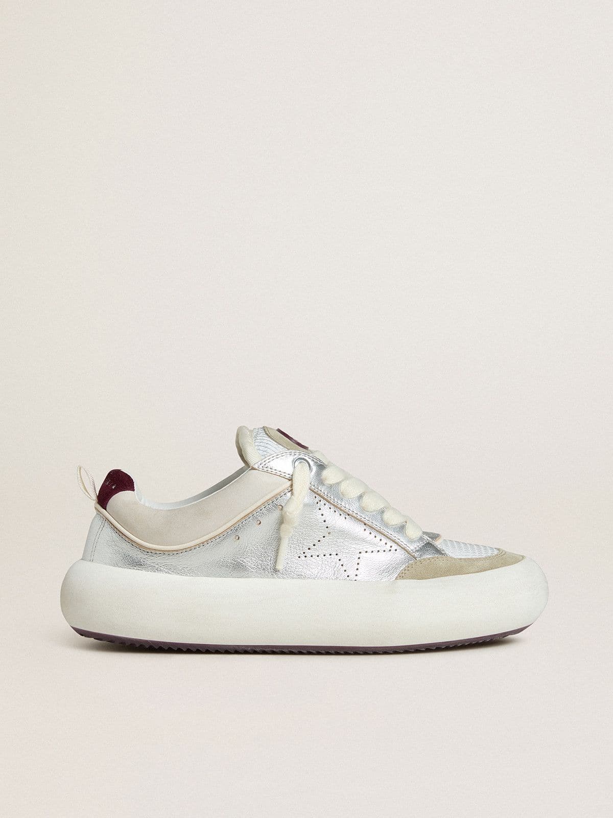Golden Goose Space Star Cube Donna in Pelle Color Ghiaccio e Argento con Talloncino Bordeaux