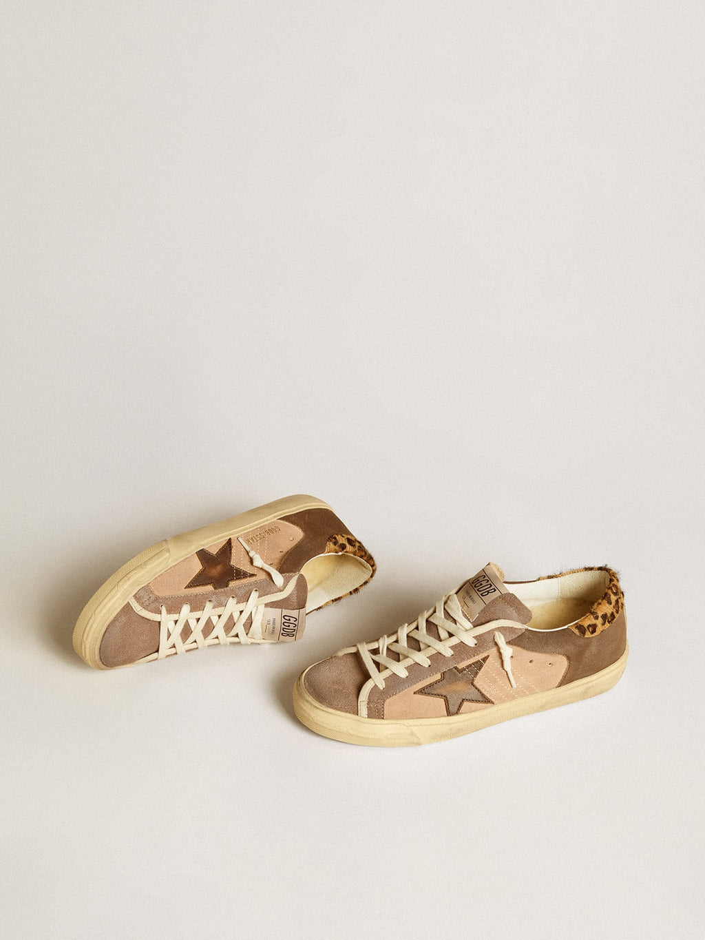 Golden Goose Super-Star Donna in Suede con Stella in Pelle e Talloncino in Cavallino