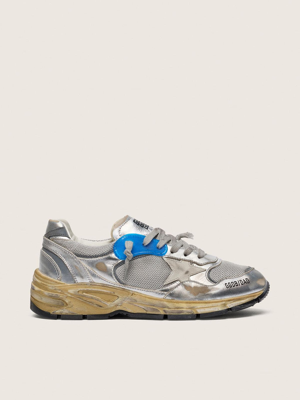 Golden Goose Dad Star Donna in Pelle Laminata Argento e Rete con Stella in Pelle Bianca e Talloncino Argento