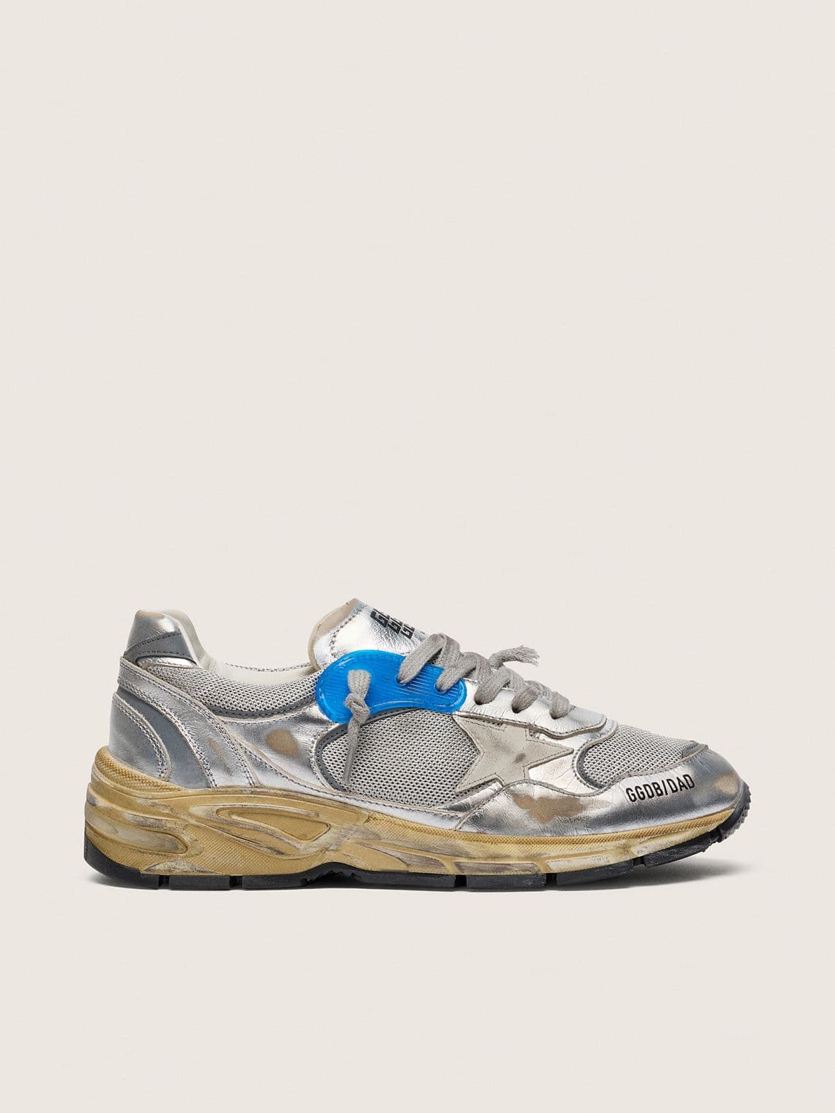 Golden Goose Dad Star Donna in Pelle Laminata Argento e Rete con Stella in Pelle Bianca e Talloncino Argento