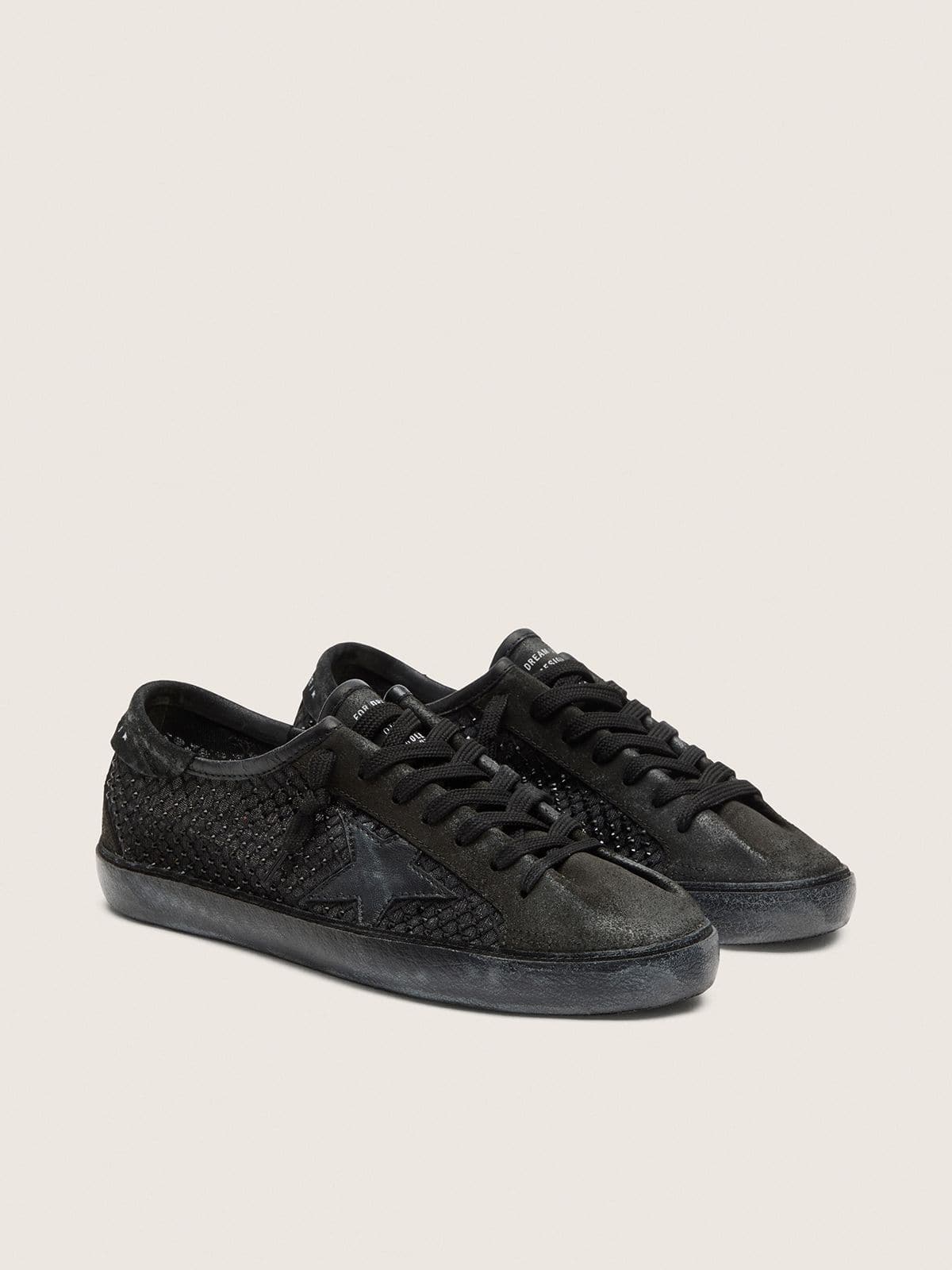 Golden Goose Super-Star Ltd Donna in Suede Nero Traforato con Stella e Cristalli Neri