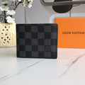 LV PORTAFOGLIO MULTIPLE – Accessorio premium elegante