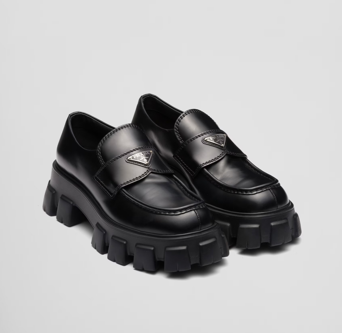 Shoes Monolith