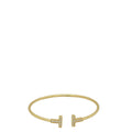 Tiffany & Co 18K Yellow Gold Diamond T Wire Medium Bracelet – Accessorio premium elegante