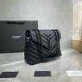 YSL BORSA LOULOU MEDIA IN PELLE TRAPUNTATA – Accessorio premium elegante