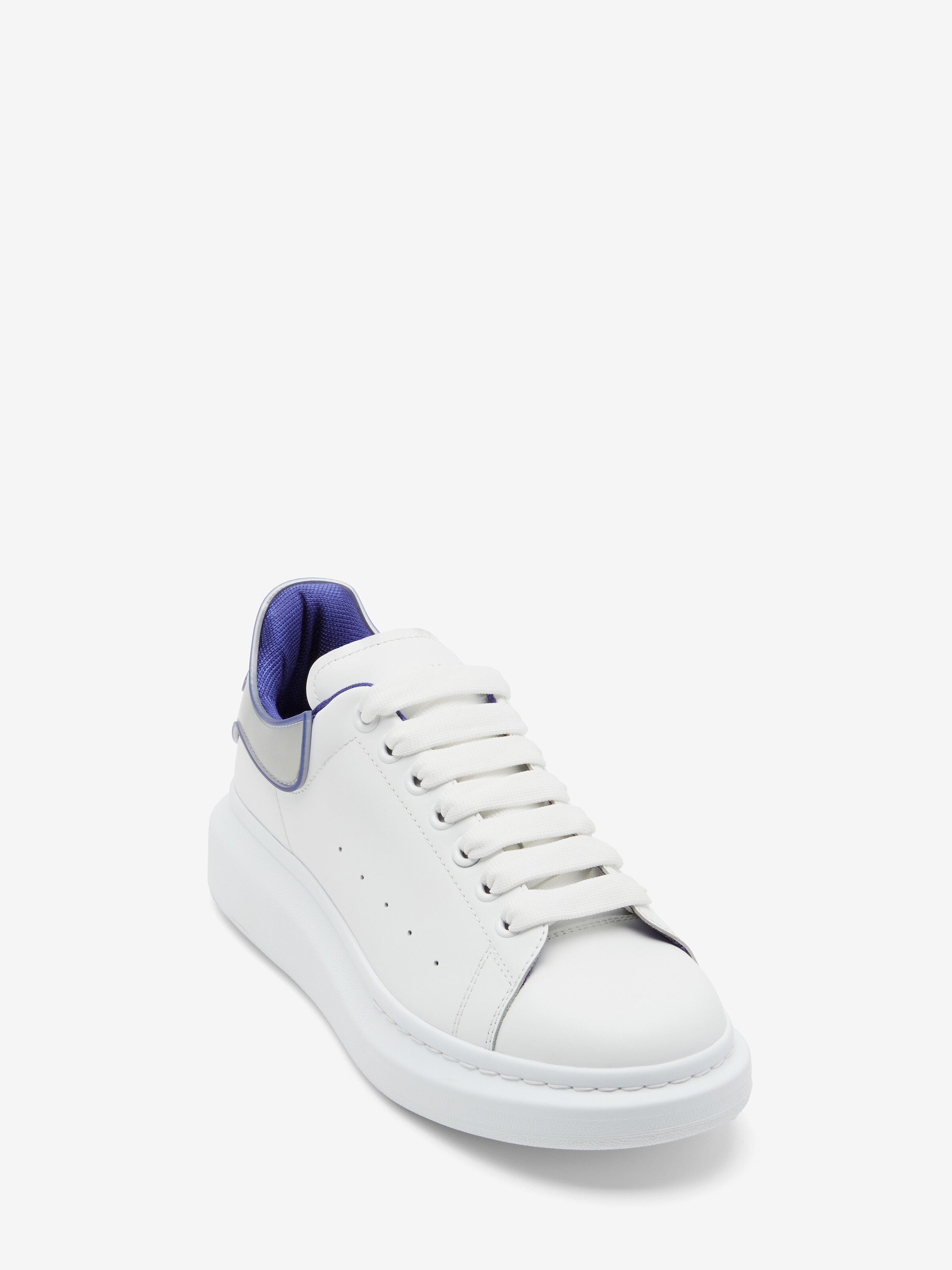Oversize in bianco blu utopia