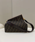 FENDI FIRST MEDIUM – Accessorio premium elegante