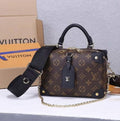 Sac Louis Vuitton Petite Malle – Accessorio premium elegante