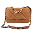 Chanel 19 Large Caramel Leather 2-Way Flap Bag – Accessorio premium elegante